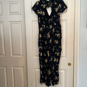 Abercrombie, floral romper 🌸